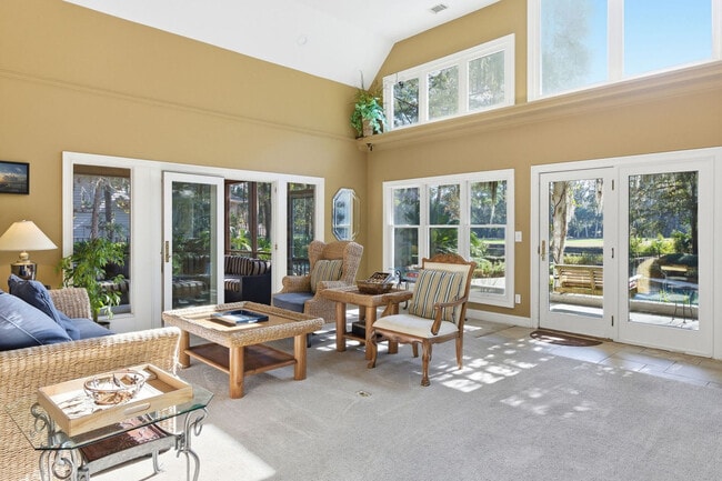 Photo - 36 Gloucester Rd Unit ID1387176P