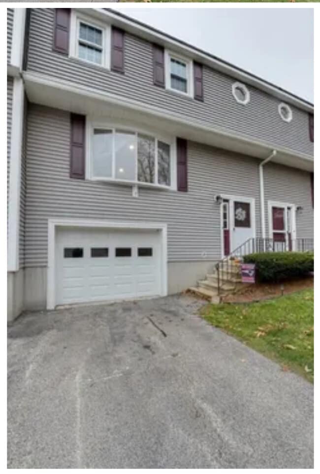 Photo - 2 Village Grn