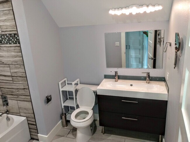 en suite bathroom