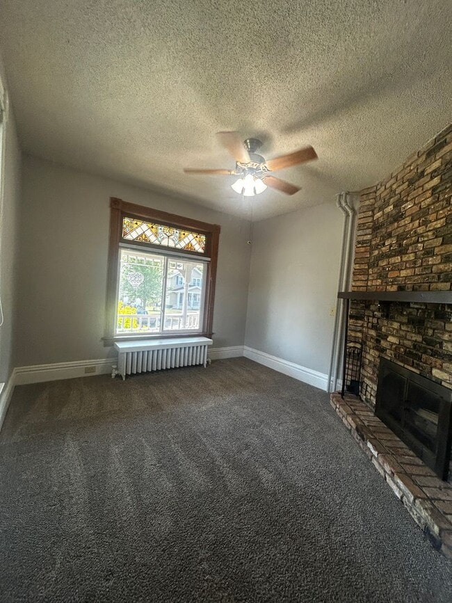 Photo - 4729 McCulloch St Unit 1