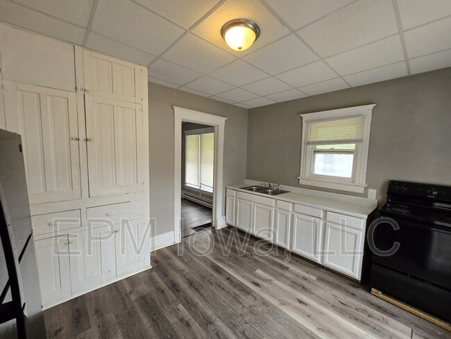 Photo - 102 South St