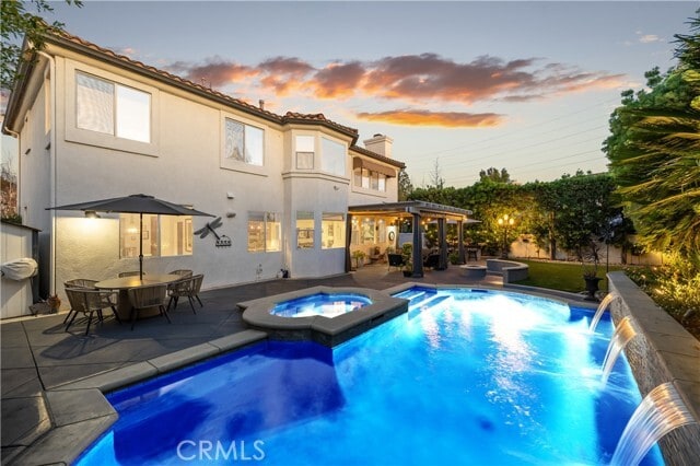 2384 Canyon Crest Dr