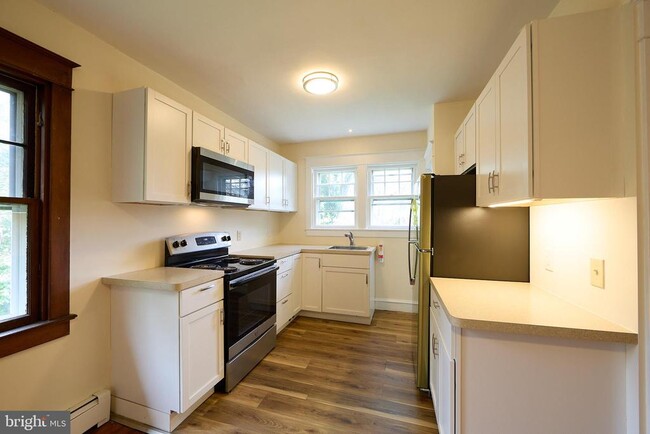 Building Photo - 53 W Knowlton Rd