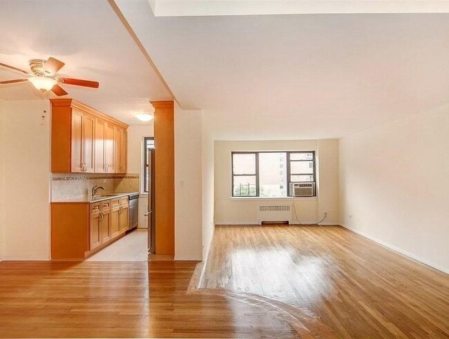 Photo - 3635 Johnson Ave