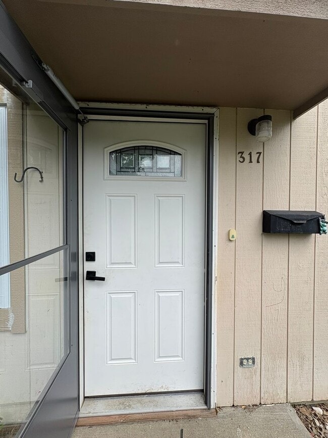Photo - Delightful 2 Bedroom Bungalow Home-317 Woods