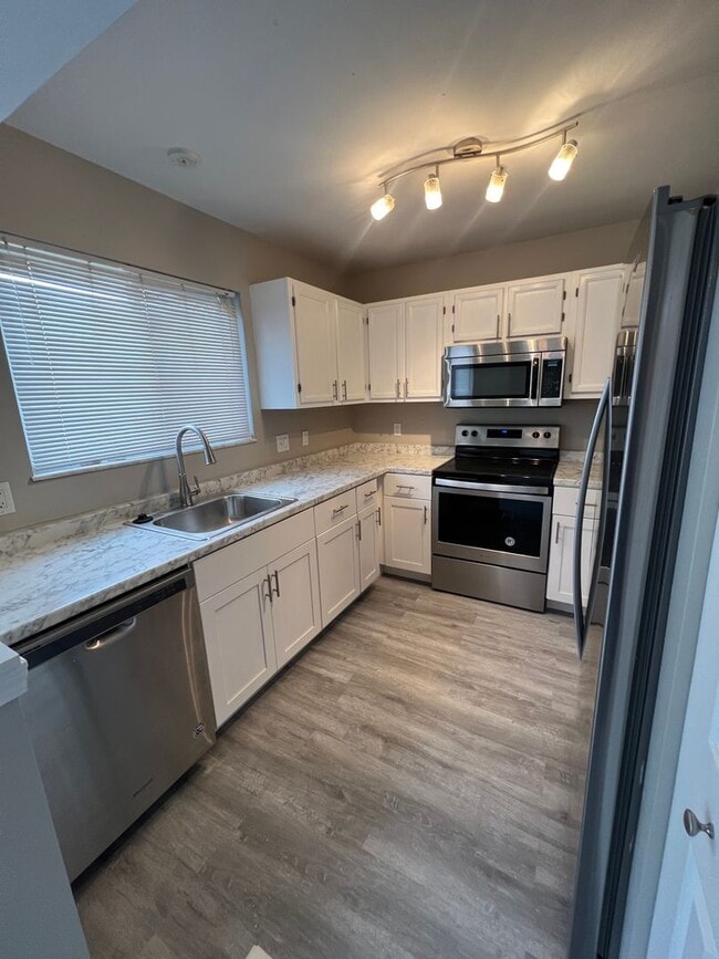 Photo - 716 Liberty Village Dr