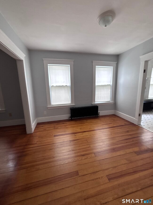 Photo - 86 Hinman St Unit 1