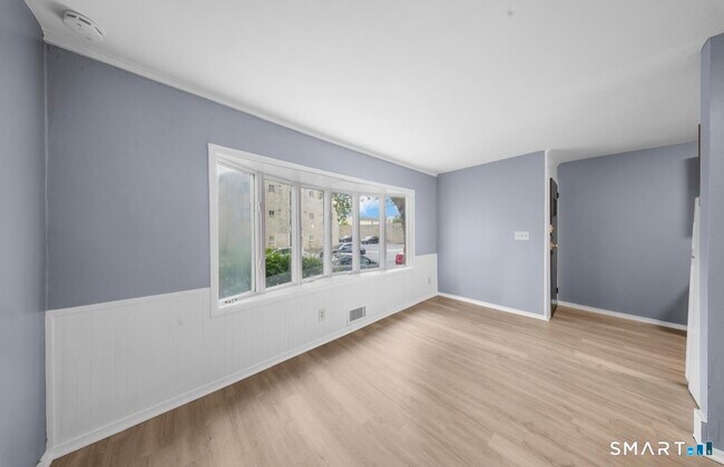37 Granfield Ave