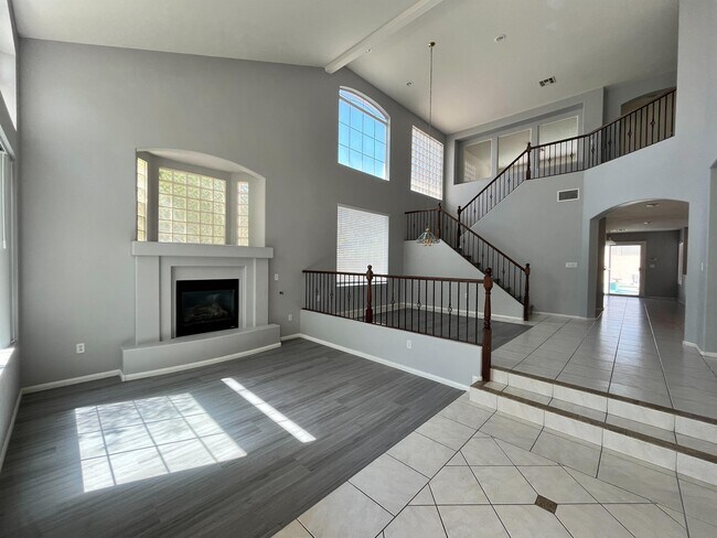 Photo - 653 Orbiter Ln