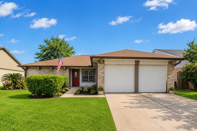 Building Photo - 19630 San Gabriel Dr