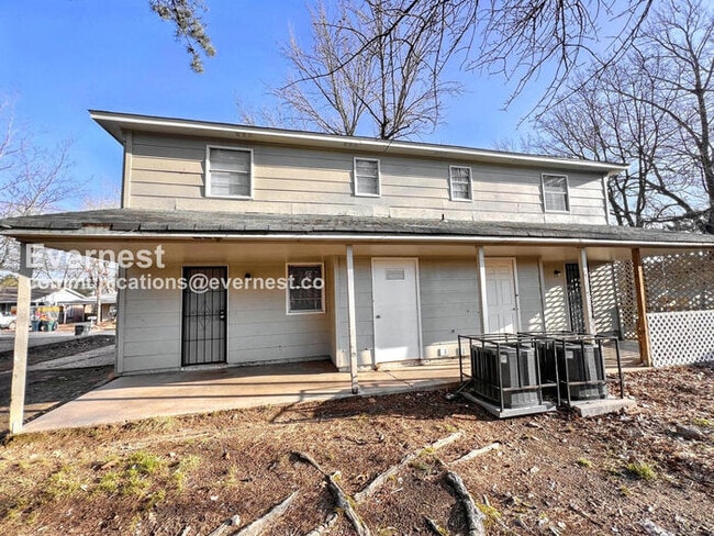 Building Photo - 8917 Tanya Dr Unit B
