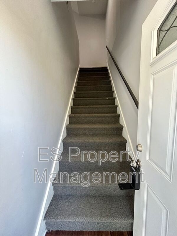 Photo - 1602 Quill St