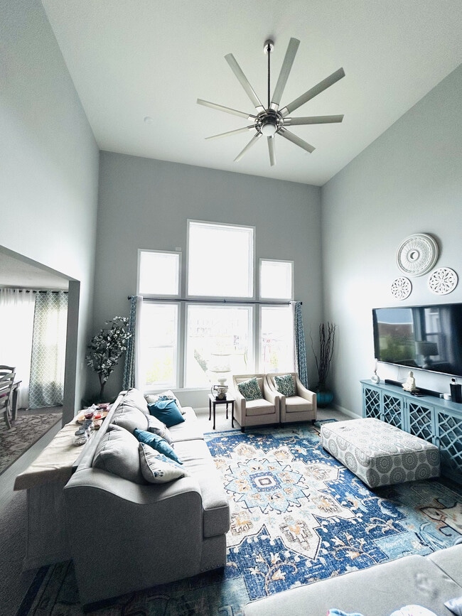 Photo - 1504 Englewood Ct