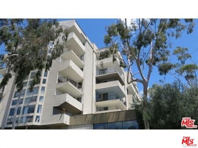 Building Photo - 3949 Los Feliz Blvd Unit 209 Rental