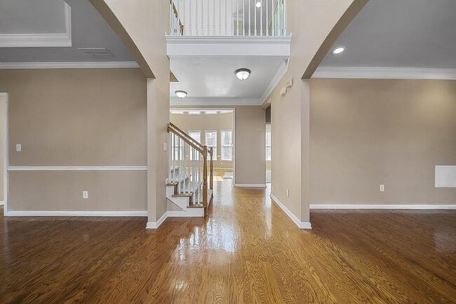 Photo - 130 Candler Ct