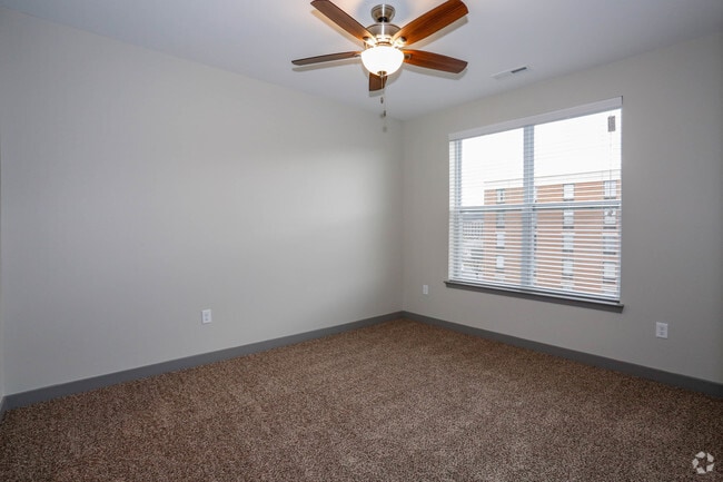 The Patton - 1 Bed/ 1 Bath - 695 sq.ft