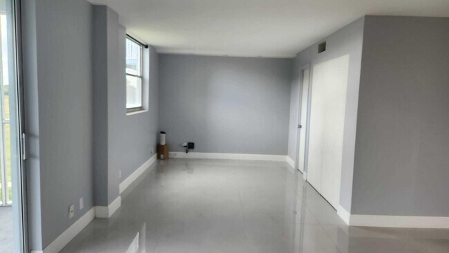 Photo - 5301 NW 2nd Ave Unit Apt 307
