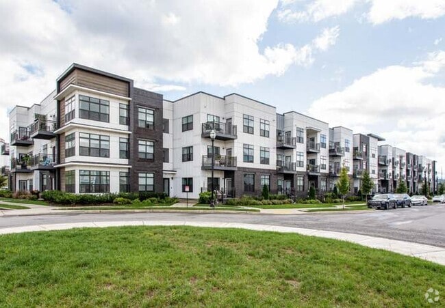 Building Photo - 1638 54th Ave N Unit 311 Rental