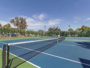 800 E Bobier Dr Unidad C002