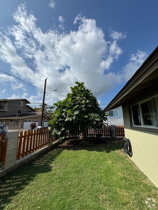 Building Photo - Downtown Wailuku! Close to Grocery, Shoppi... Rental