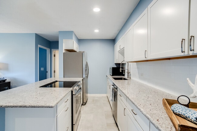 New appliances and granite counters - 2928 Dean Pky Unit 5B