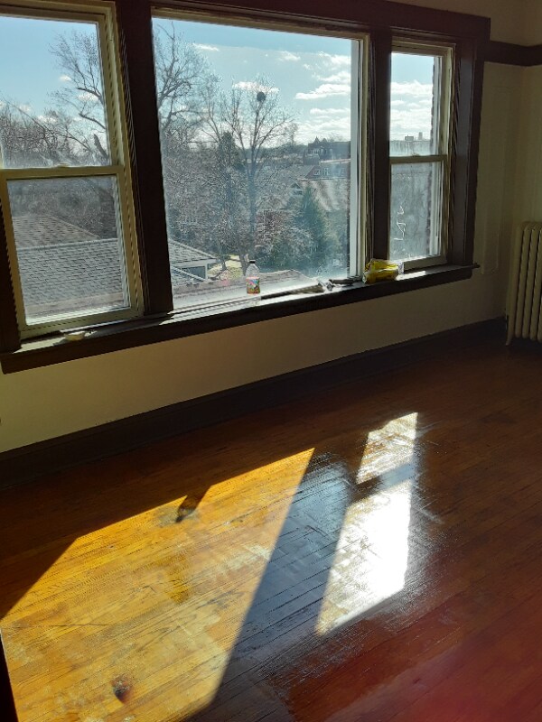 Photo - 8205 S Throop St