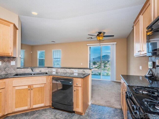 Photo - 425 S Meadowbrook Dr