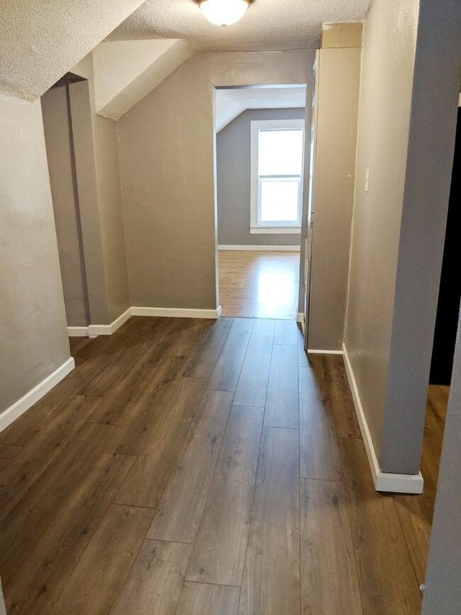 726 Ferry St Unit 604