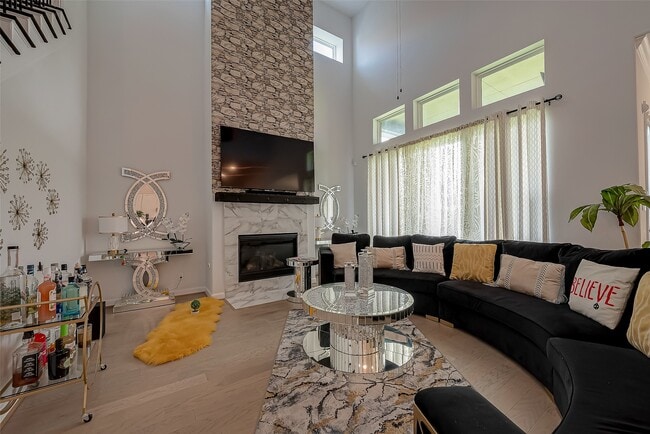 Photo - 9207 Secretariat Ln