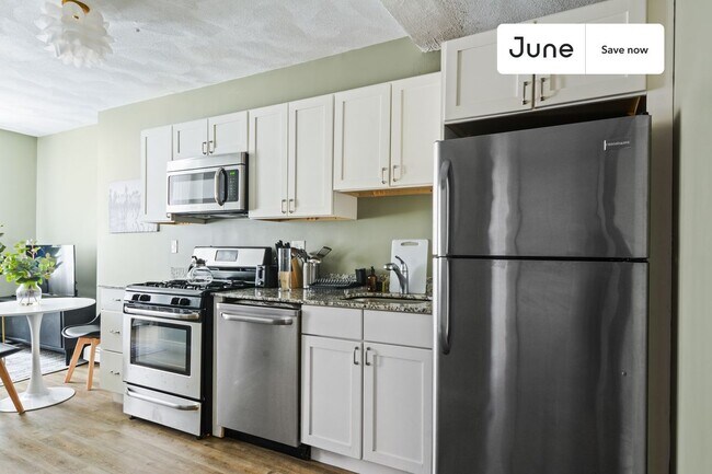 Photo - 36 N Bennet St