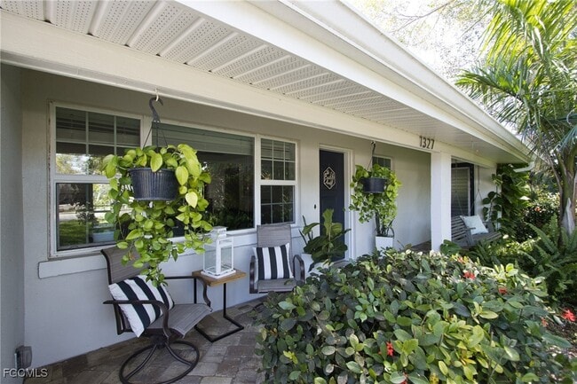 Photo - 1327 Sunbury Dr