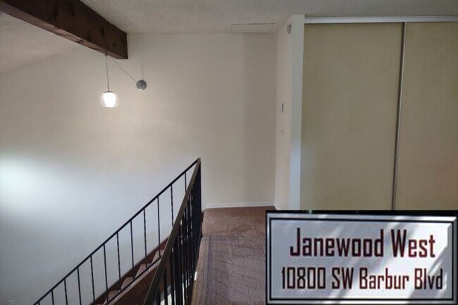 #299 JANEWOOD WEST