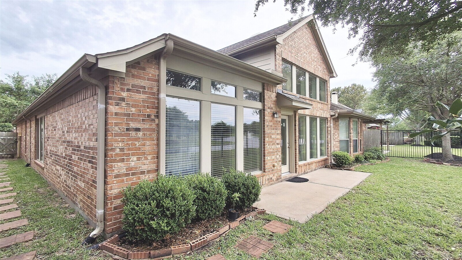 Photo - 10615 Cortland Ridge Ln