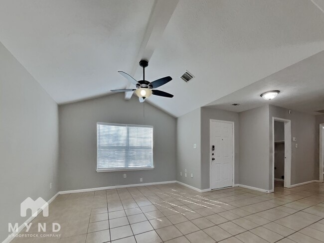 Photo - 4806 Comal River Loop