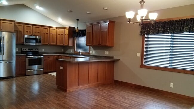 Photo - 1876 Greenwood Valley Dr