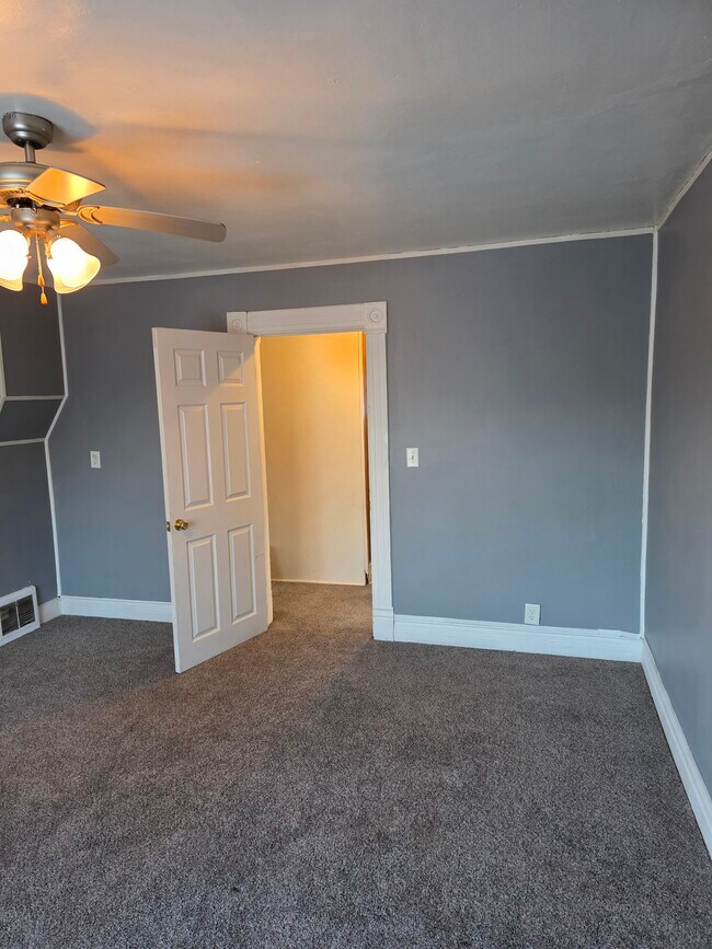 Photo - 603 S Memorial Dr