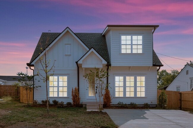 Building Photo - Brand new build home in Old Hickory