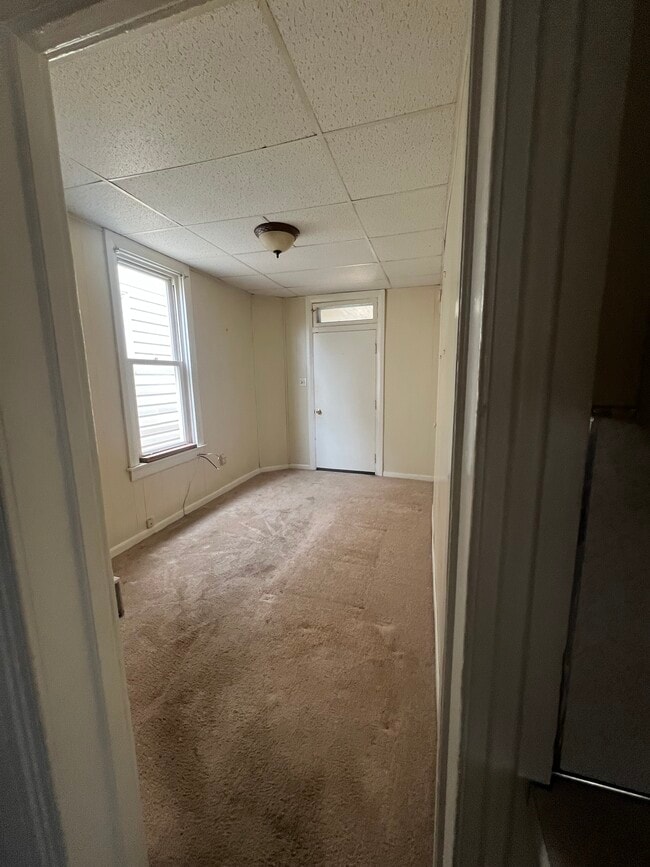 Sala de estar - 225 Poplar St