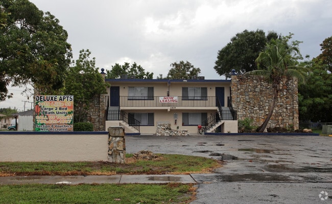 Photo - Lillie Steet Apartments