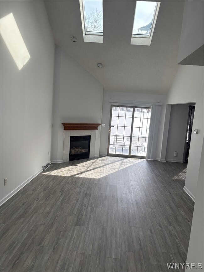 Photo - 3011 Cloverbank Rd