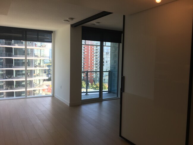 Photo - 1186-87 Nelson Street Unit 1186