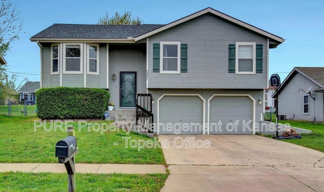 Photo - 2407 SW Romar Rd House