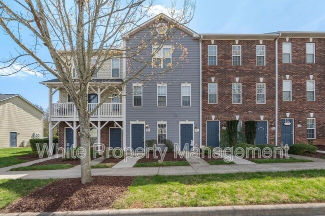 Building Photo - 106 Locomotive Ln Unit #108