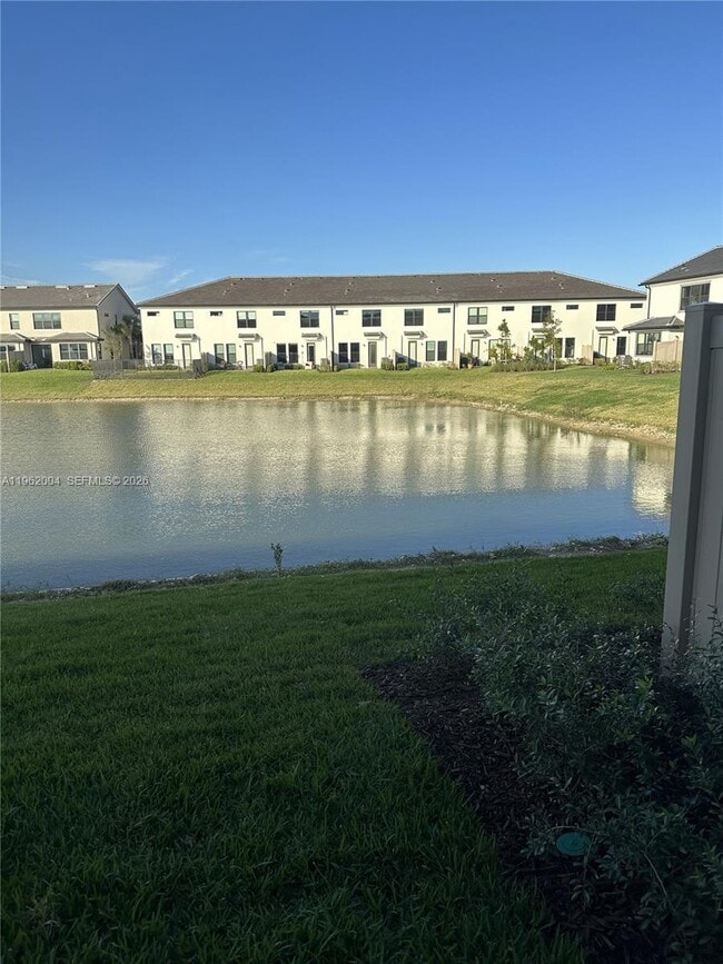 Photo - 2163 Appleton Cir S