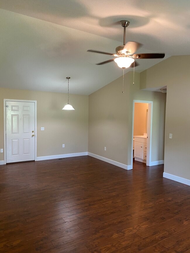 Photo - 1120 Fourth St