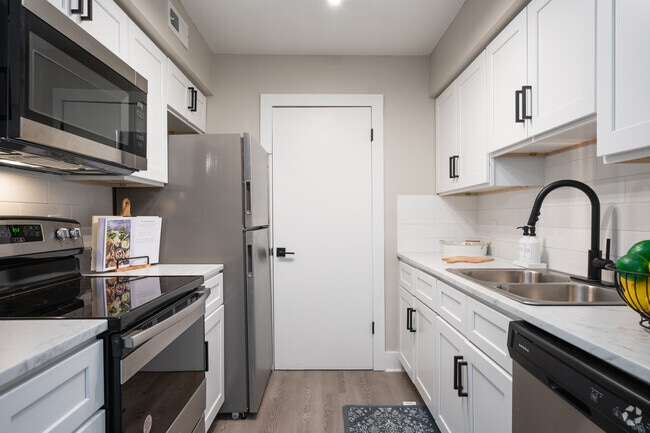 2BR, 1.5BA Model - The Reserve