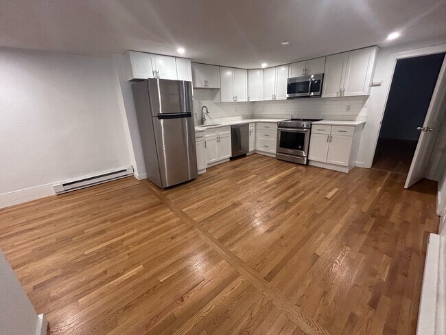 Photo - 506 E Broadway Unit 19G