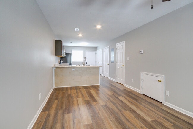 Photo - 199 Seays Rd