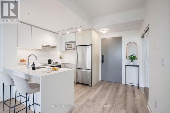 Photo - 3071 Trafalgar Rd Unité B510