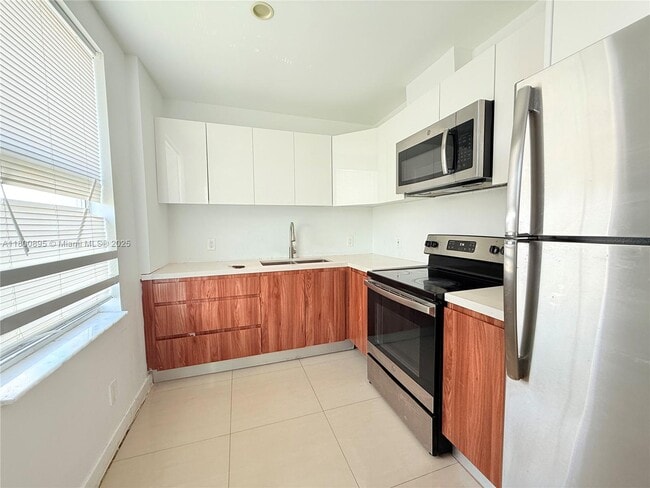 Photo - 924 Marseille Dr Apartment Unit 38